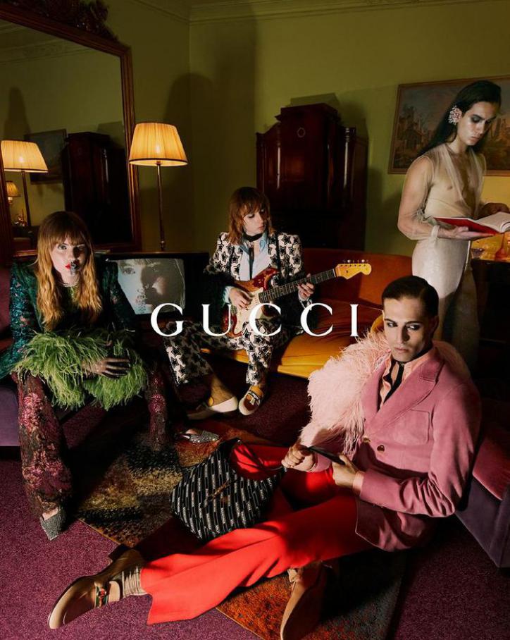 Lookbook. Gucci (2021-10-14-2021-10-14)