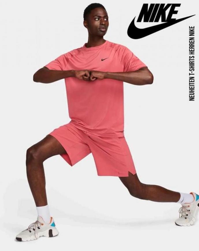 Neuheiten T-Shirts Herren Nike. Nike (2023-11-24-2023-11-24)